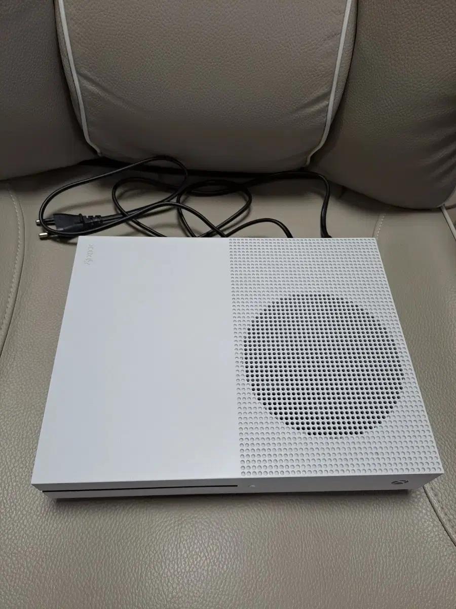 Xbox oneS 본체 터틀비치 컨트롤러