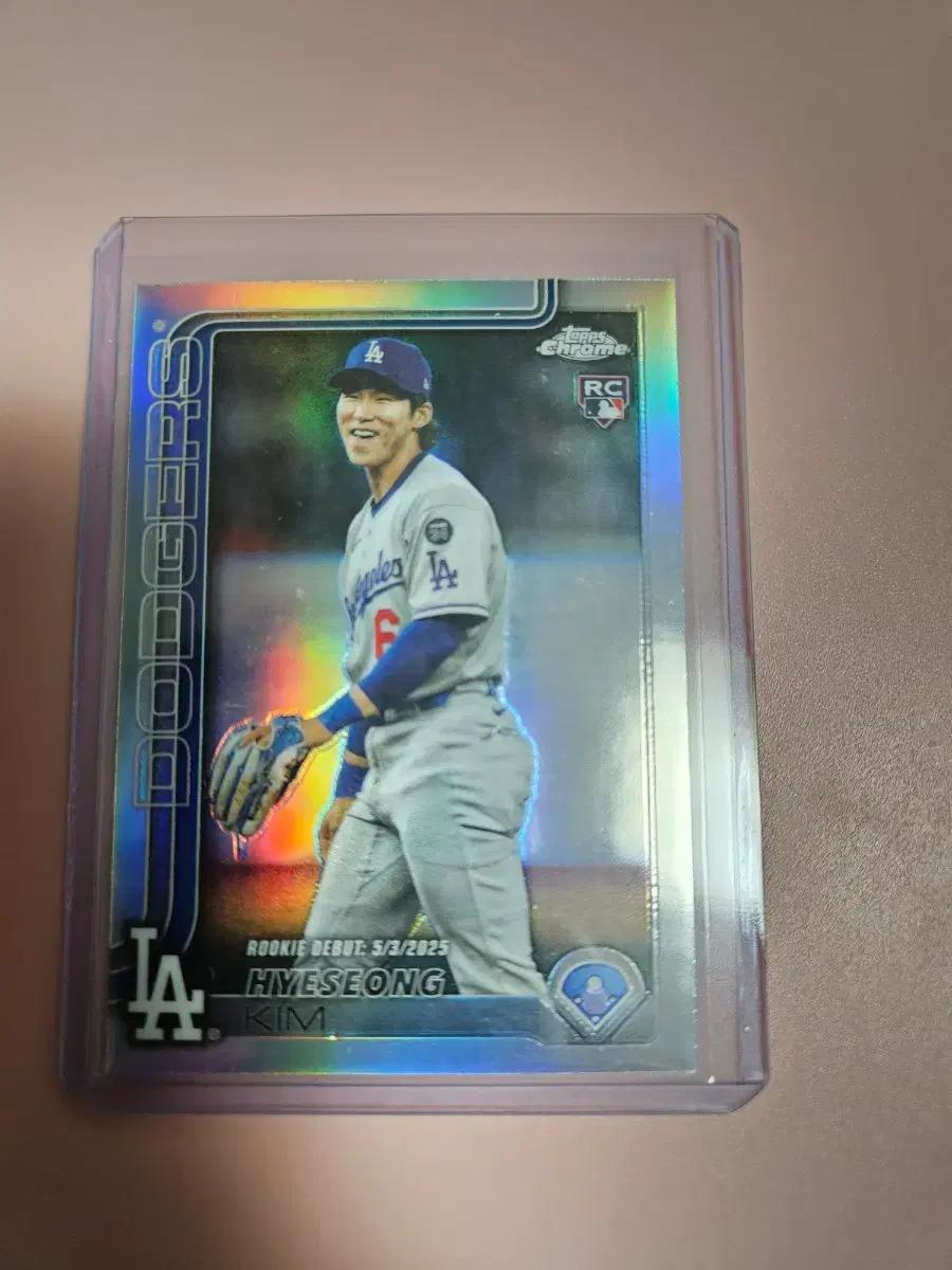 김혜성 2025 Topps Chrome 리플렉터 루키 카드