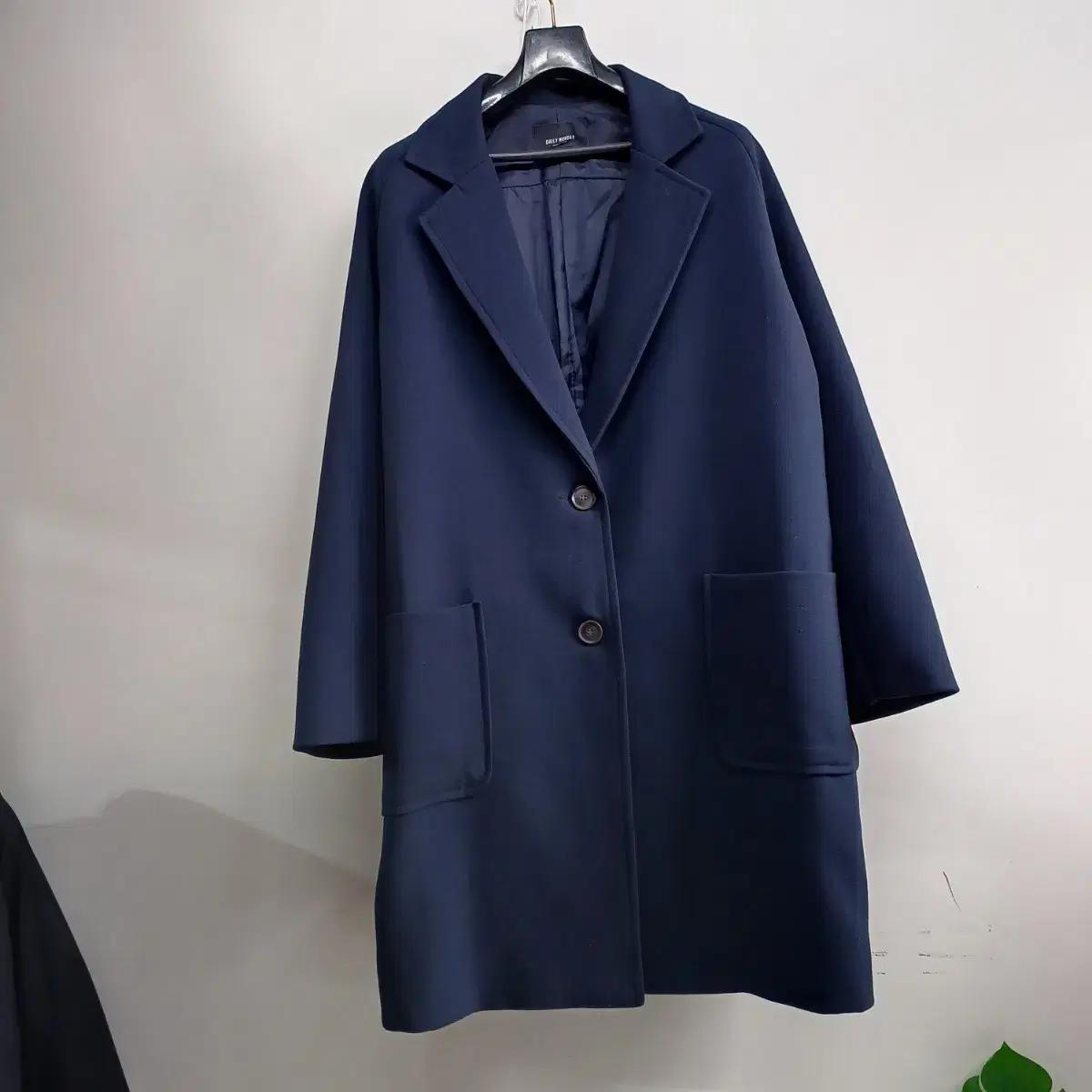 샐리허슬비 네이비 오버핏 코트115사이즈 봄가을 58546