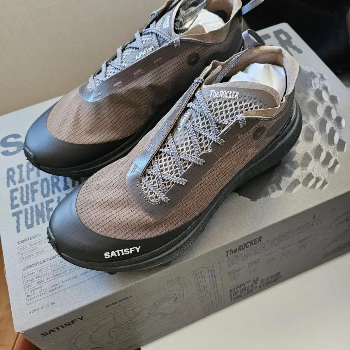 satisfy the rocker / 새티스파이 더라커 팔콘 275