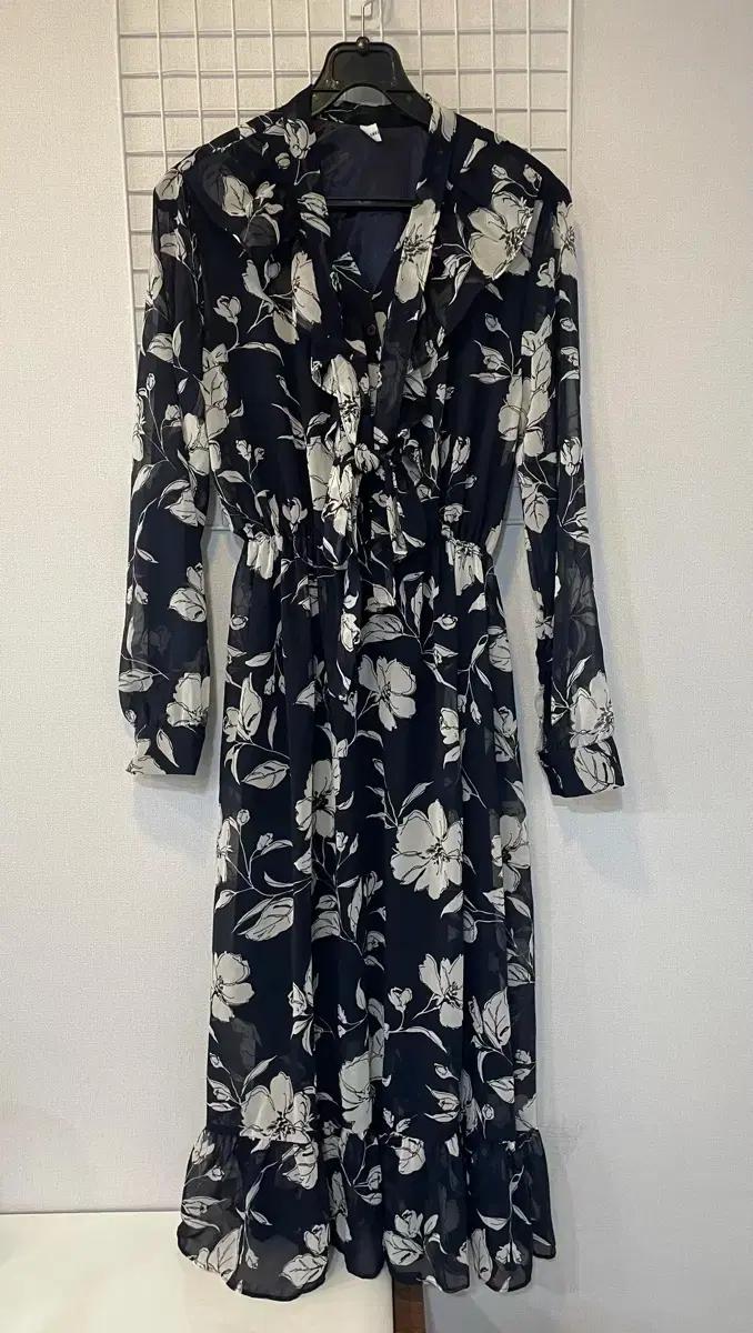 TOMO TOM'S 다크네이비 여성 여름 원피스 프리