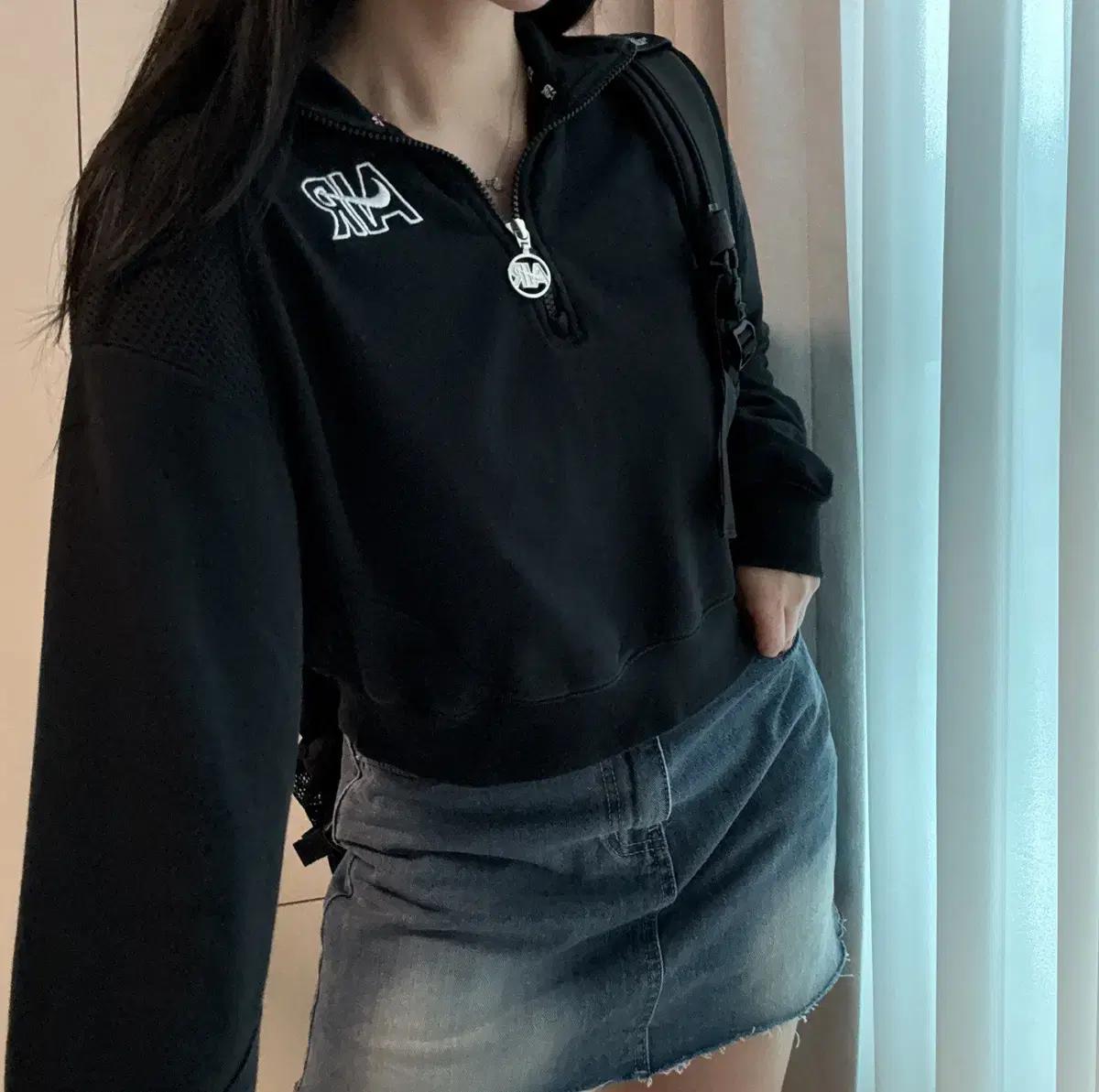 나이키 반집업 맨투맨