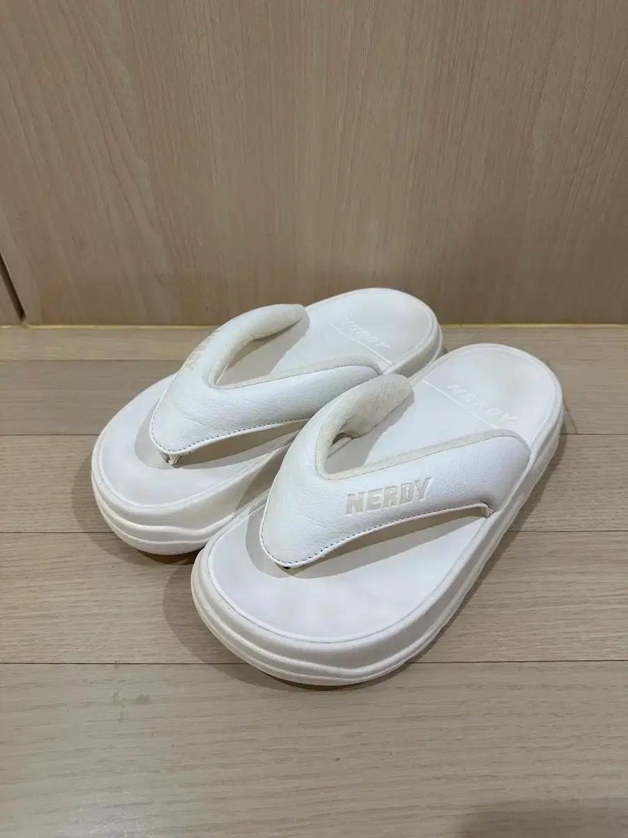 널디 플러피 플립플랍 쪼리 240