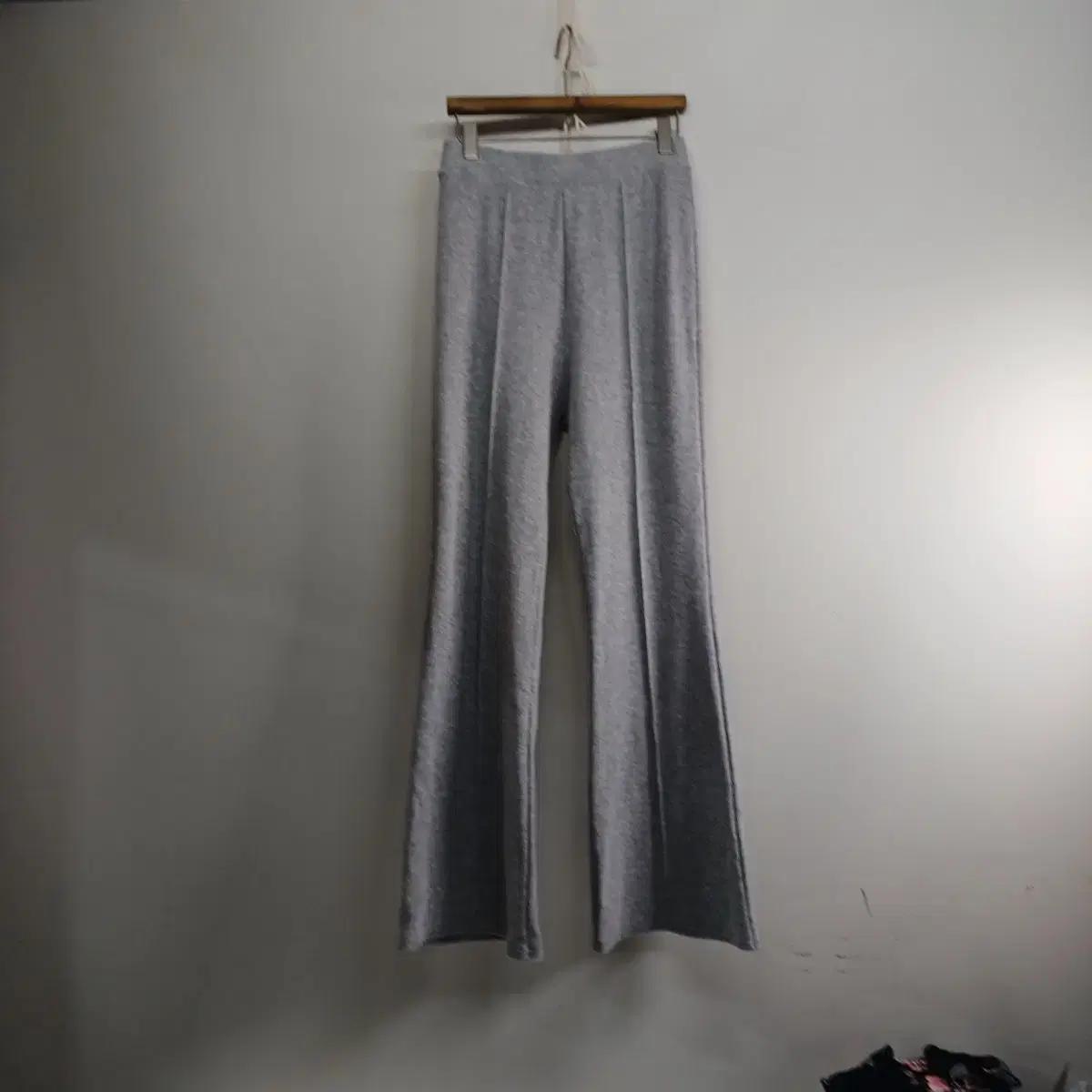 회색 부츠컷 여성 바지25사이즈봄가을58614