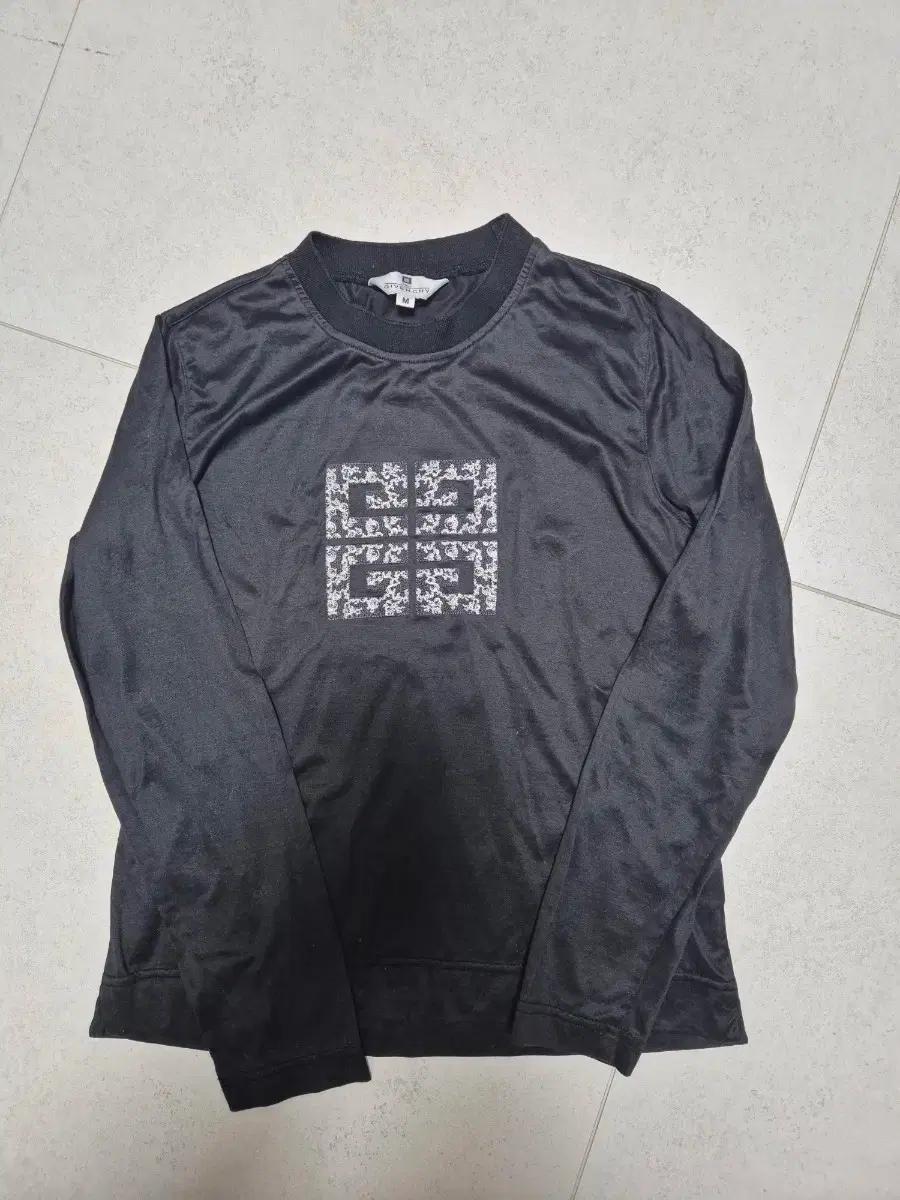 정품 Givenchy 지방시티셔츠