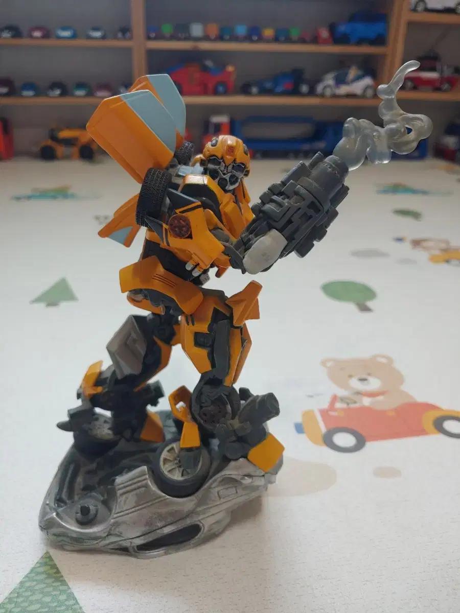 트랜스포머 범블비 피규어