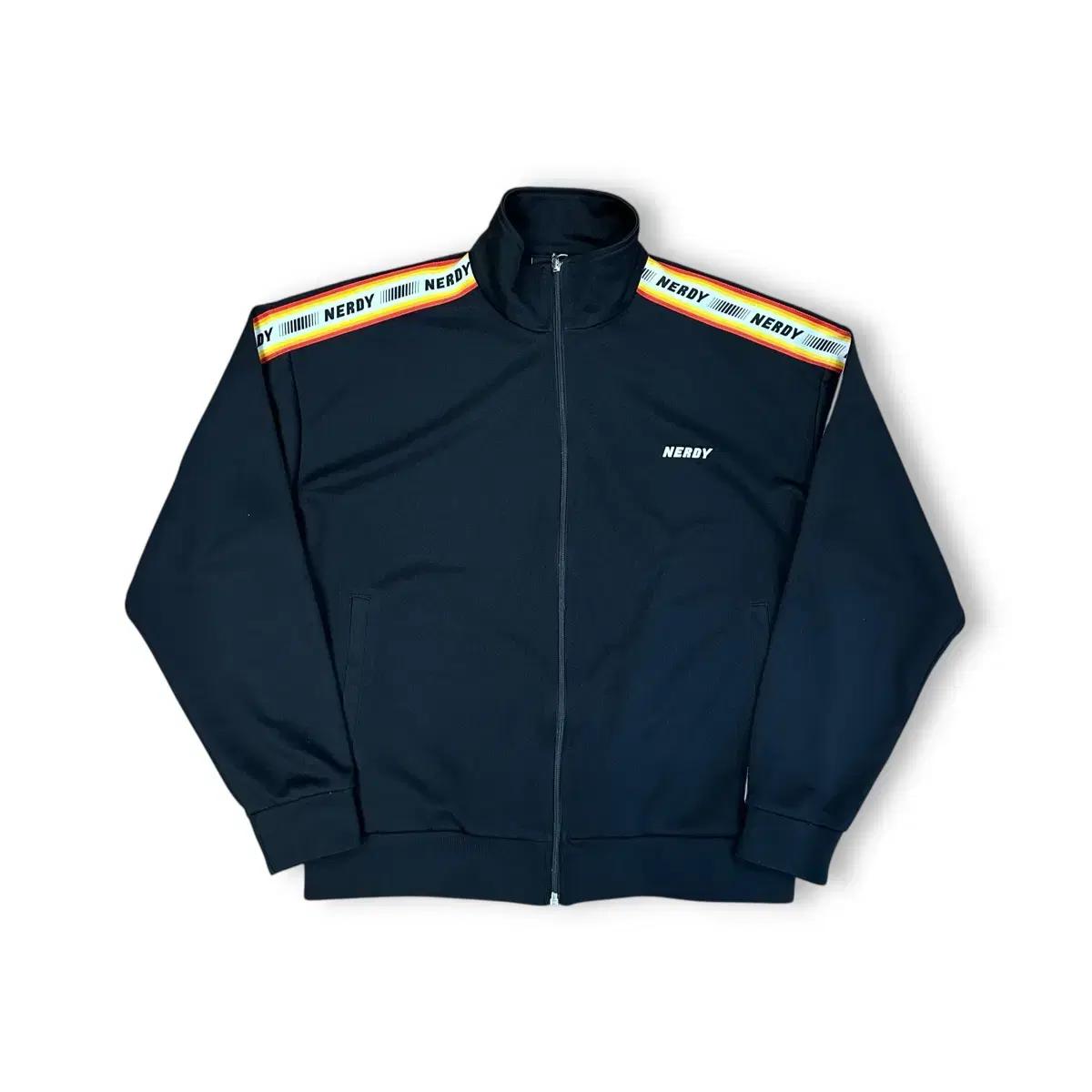 널디 블랙 트랙탑