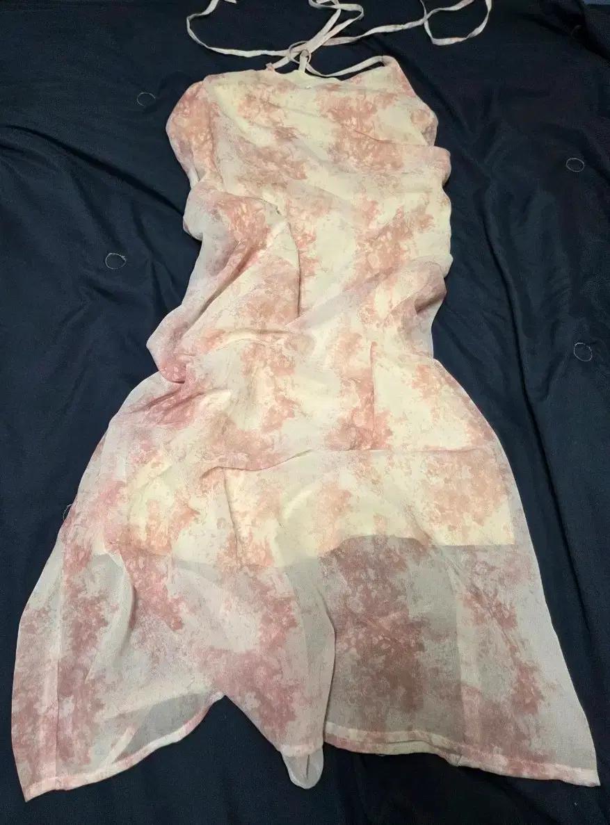 핑크 쉬폰 끈 원피스