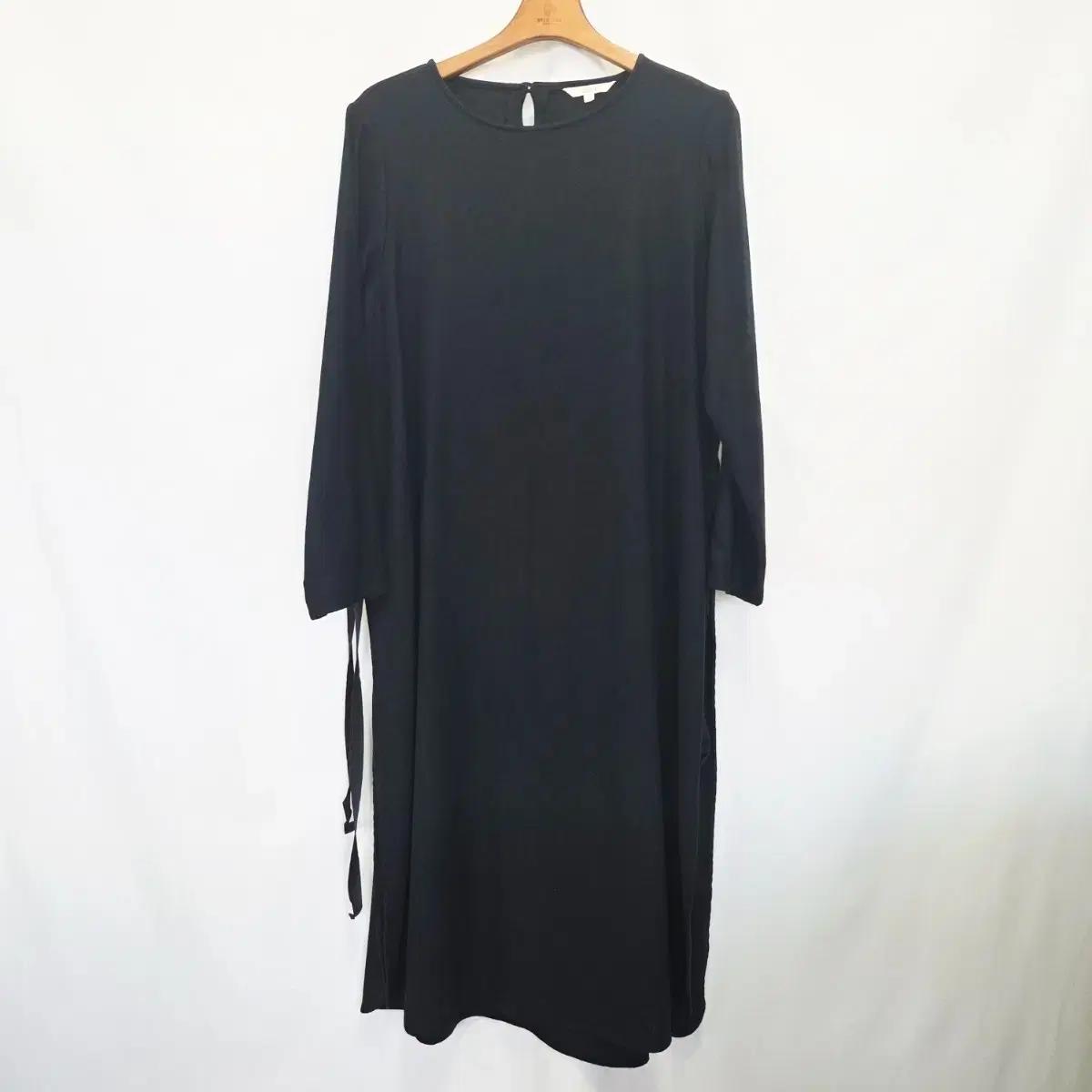 [LUDIA.K] 루디아케이 울 옆트임 리본 롱 원피스 다크네이비