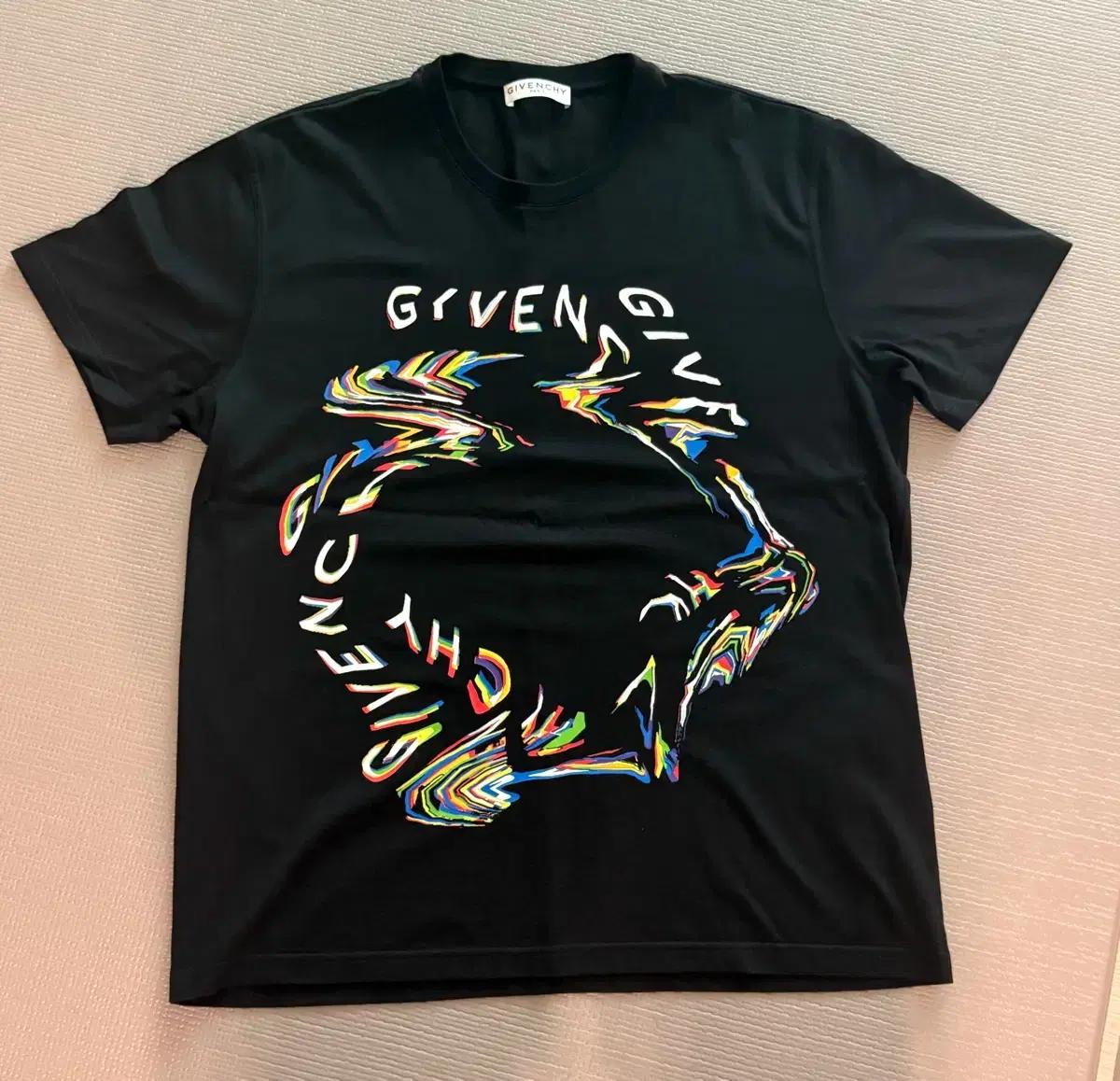 지방시 남성 티셔츠