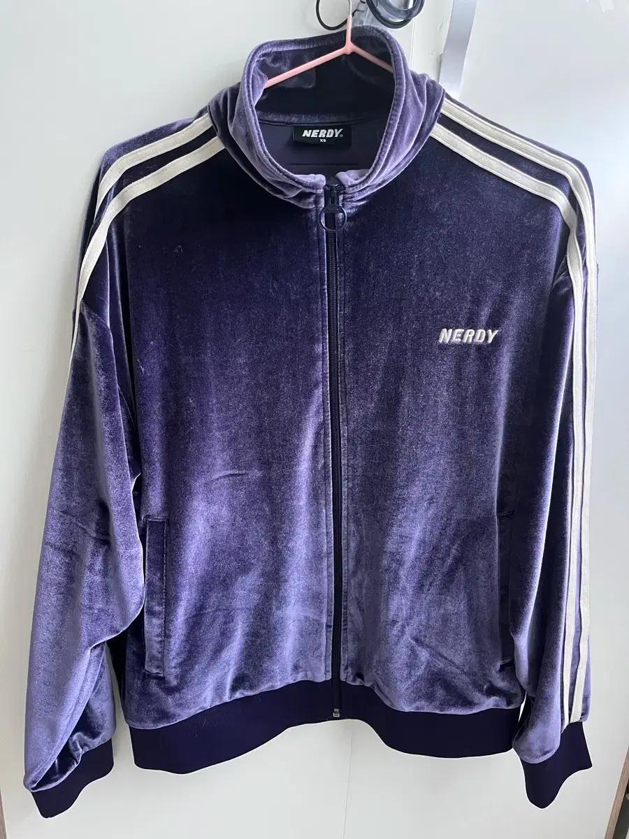 널디 벨벳져지 트랙탑 xs