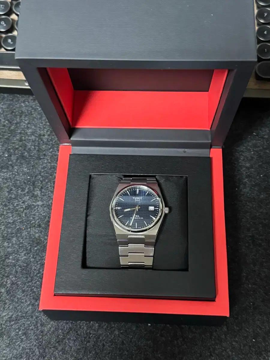 [새상품급] 티쏘 prx 오토 40mm 블루 청판 새상품급 판매합니다!!