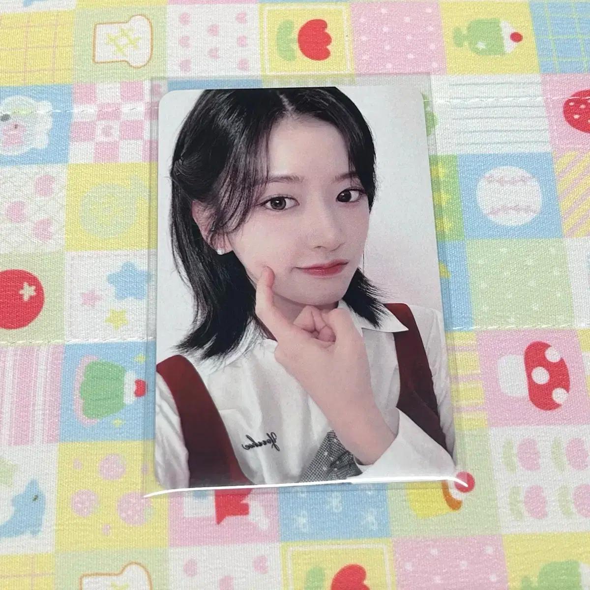 아이브 스위치 마뮤테 러브드 안유진 포카