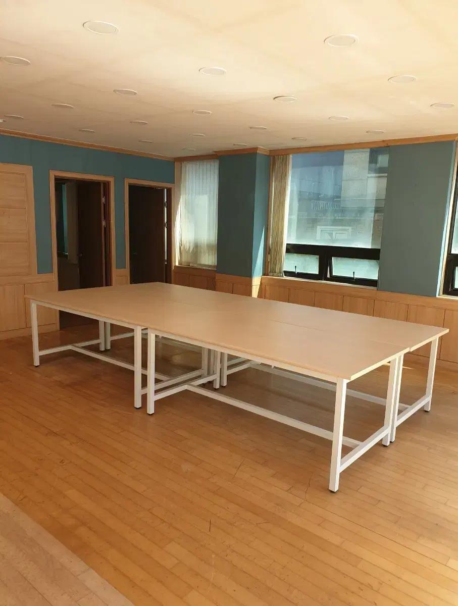 작업테이블 접이식탁자 원탁 파티션 철재캐비넷 철재옷장 책상 의자 서랍