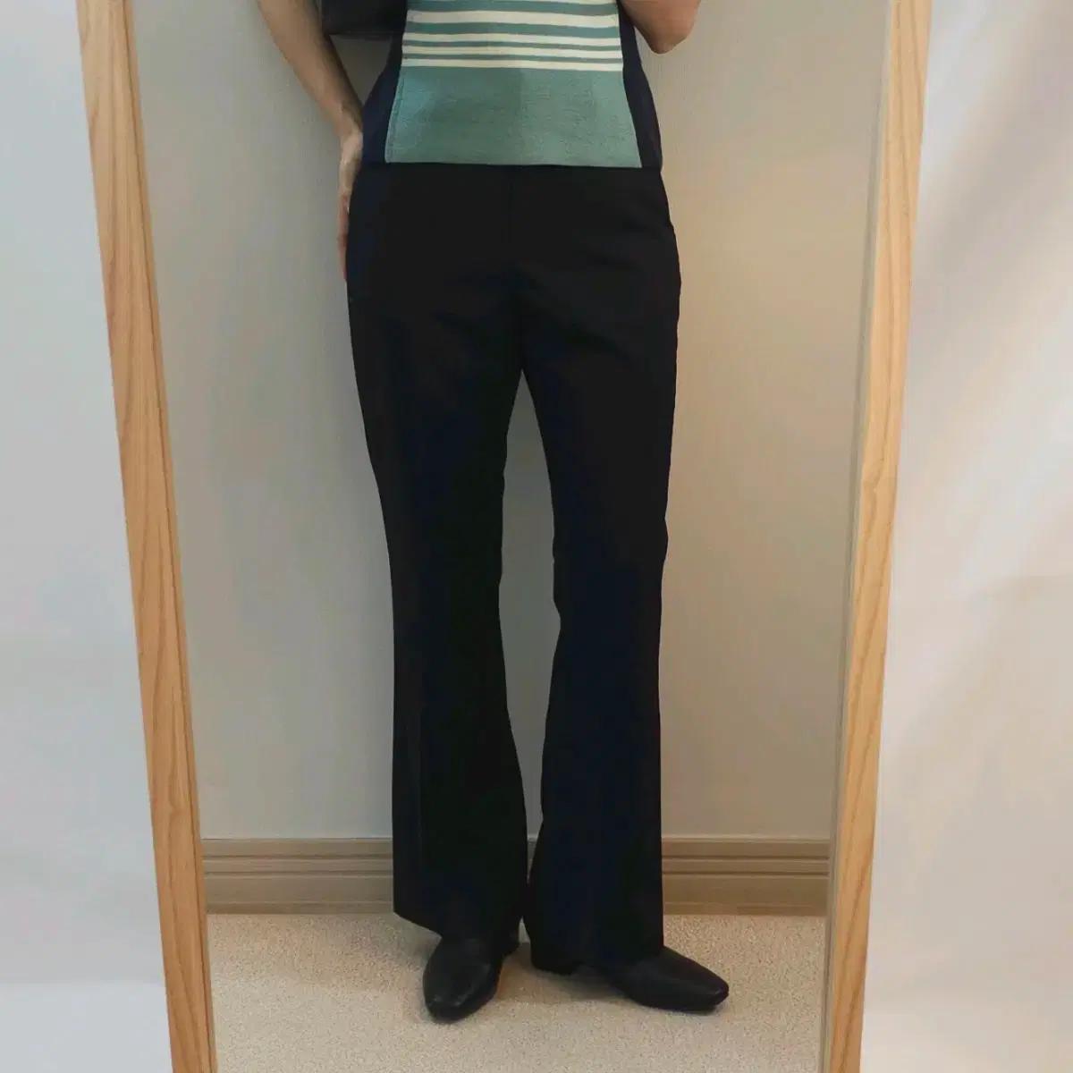 (64)스파오 여성 세미 부츠컷 슬랙스 블랙 봄가을 J6M2635