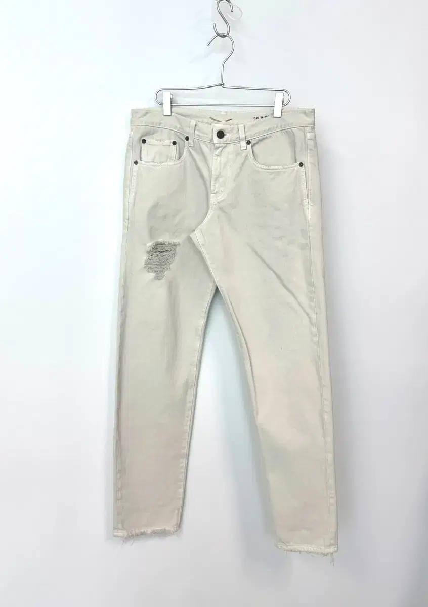SAINT LAURENT 생로랑 스트레이트 오프화이트 디스트로이드 진 3