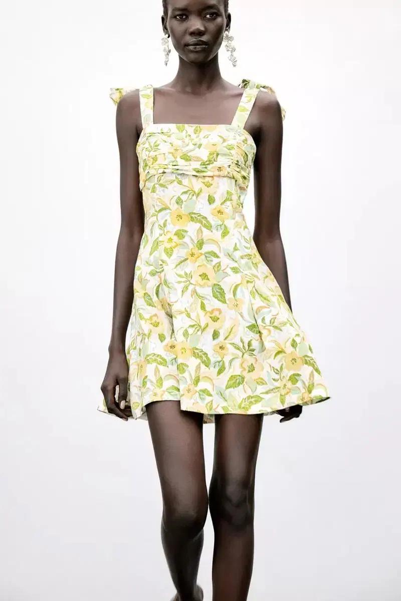 [택ㅇ 새제품] 자라 패턴 리넨 미니 원피스 M