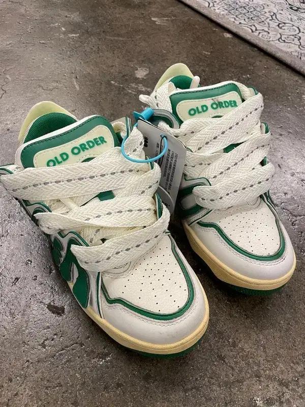 240 새상품 올드오더 스케이터 슈즈 OLD ORDER