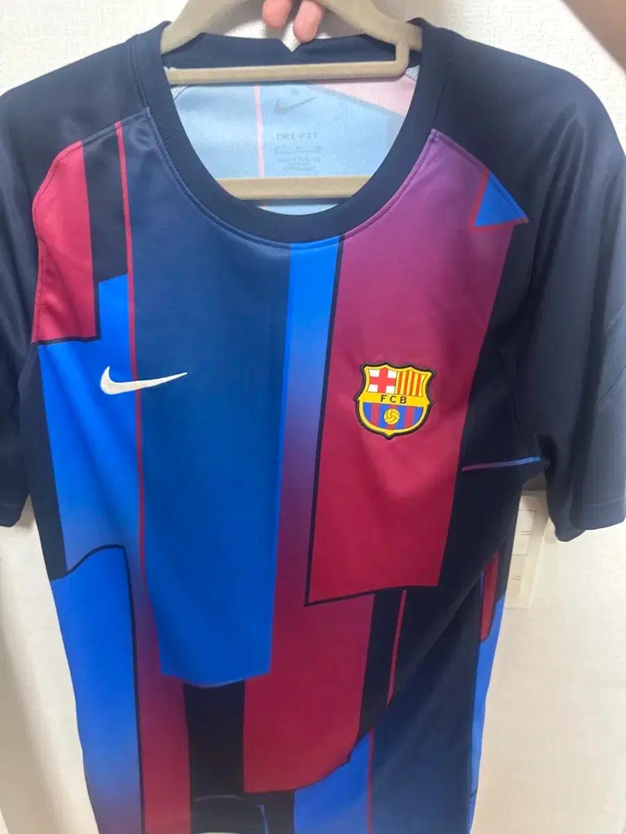 나이키 FC 바르셀로나 트레이닝 상의