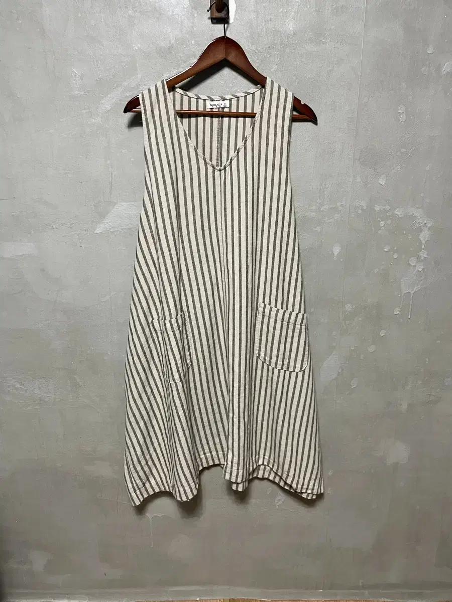 SM2 스트라이프 린넨 혼방 원피스 J02814