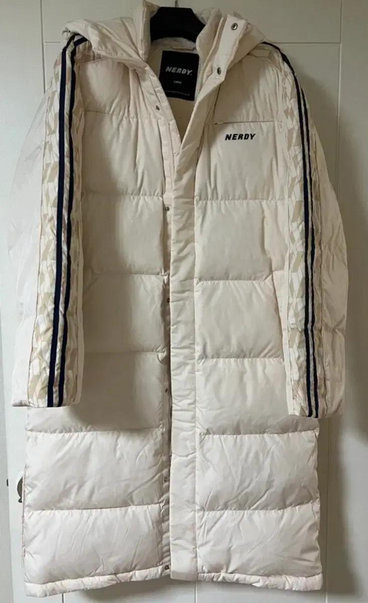 널디 모노그램 롱패딩