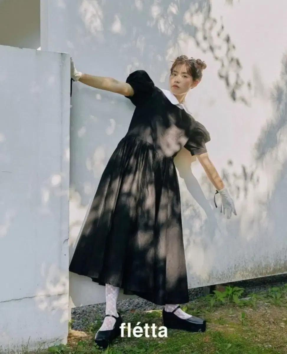 Fletta 플레따 04 퍼프 소매 롱 블랙 드레스 원피스