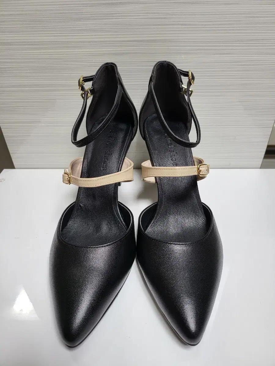 (새상품)천연소가죽 여성수제화 펌프스힐