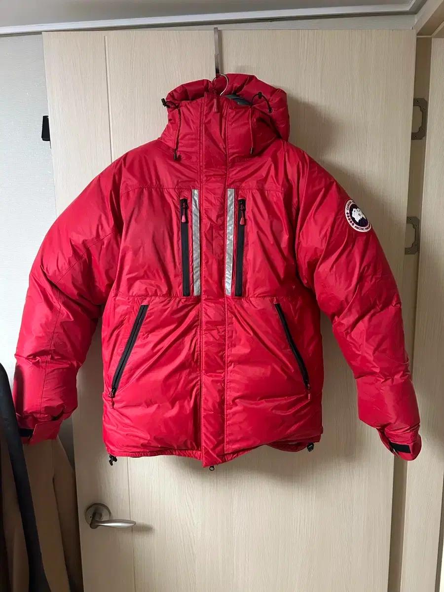 캐나다구스 스크레스릿 파카