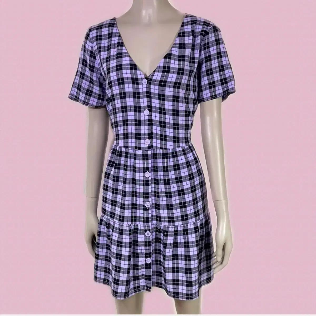 H&M(에이치엔엠) 브이넥 체크 반팔 초미니 원피스