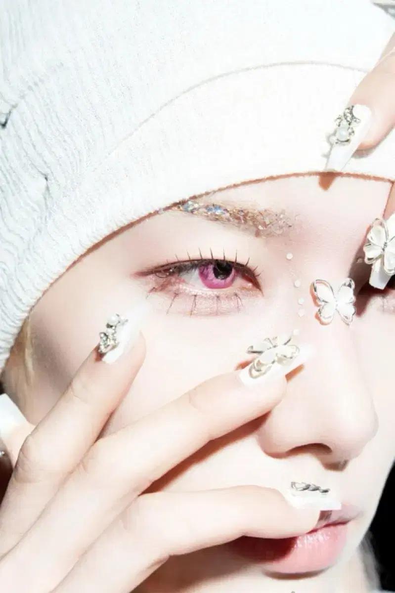 XLOV 루이 증명사진 삽니다