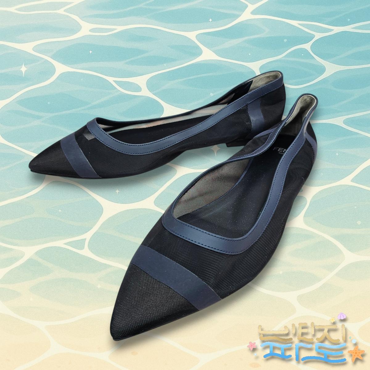 37반 235 FENDI 펜디 콜리브리 메쉬 발렛 플랫슈즈