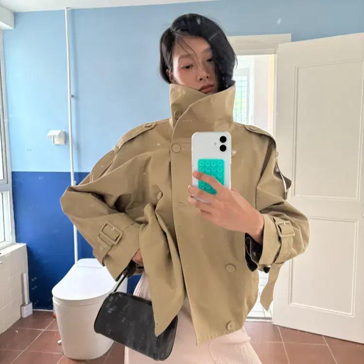 FFU 더블브레스트 클래식 하이넥 숏 트렌치 코트