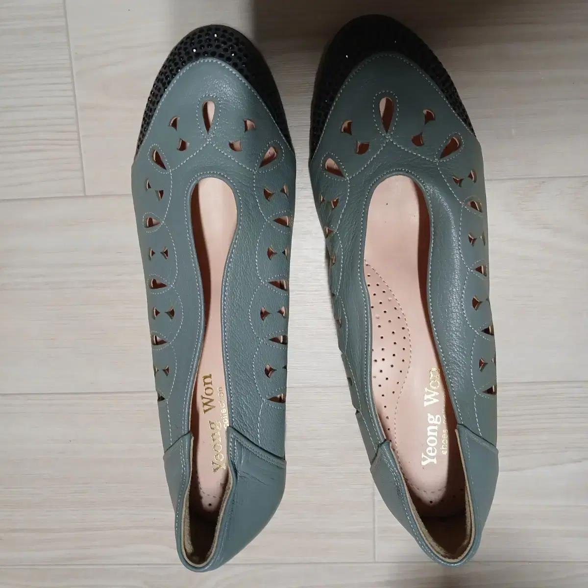 여성양가죽 수제화 새신발