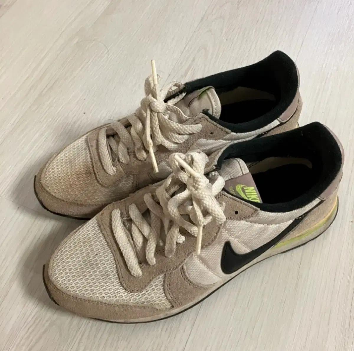 나이키 운동화 NIKE