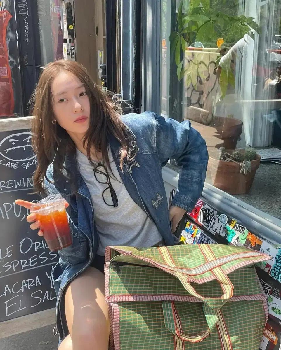 크리스탈 로우클래식 티셔츠