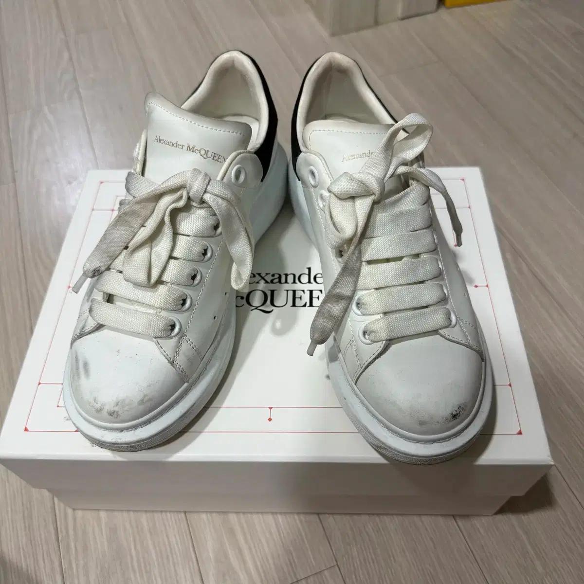 알렉산더맥퀸 오버솔