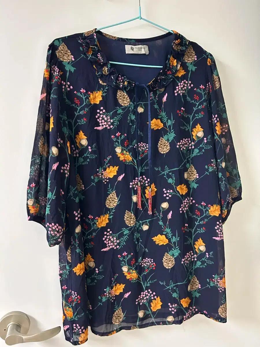 꽃무늬쉬폰 블라우스 66-77