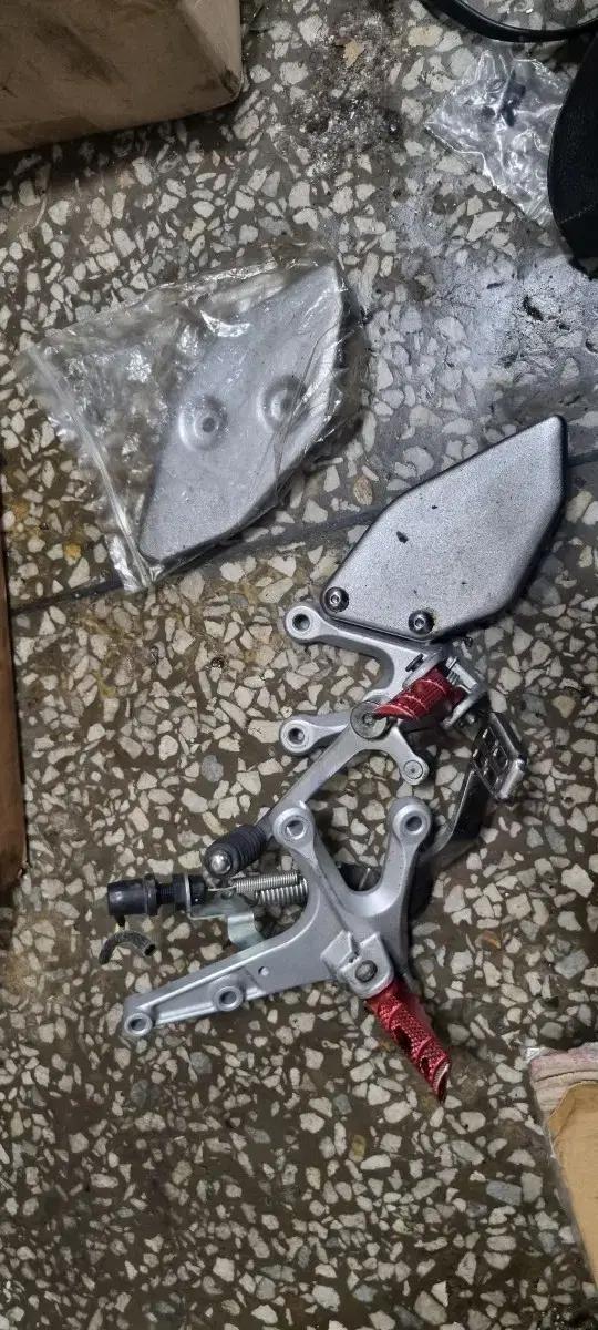 알3 순정 운전자 발판