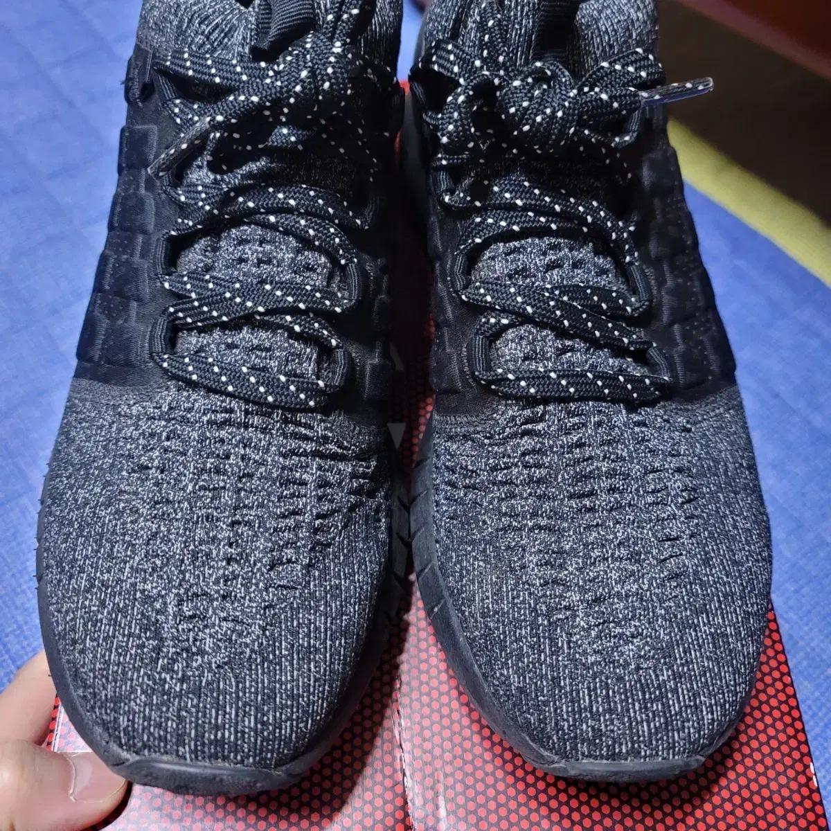 언더아머 UA HOVR PHANTOM CT