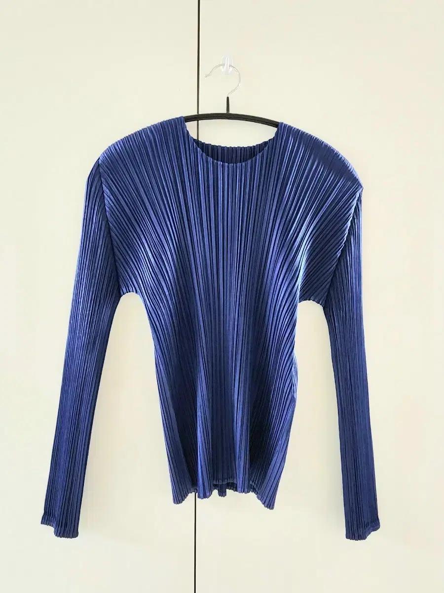 플리츠플리즈 탑