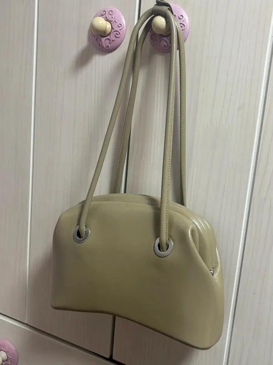 오소이 써클브로트 애쉬카키