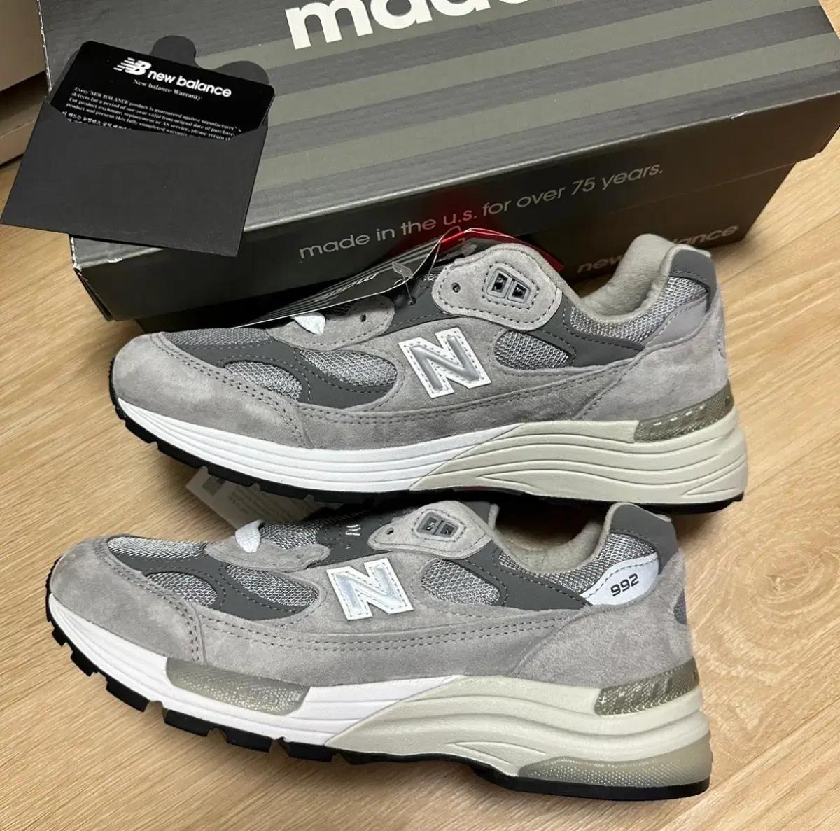 (새제품, 보증서O) M992GR 뉴발란스 992 USA 그레이 245