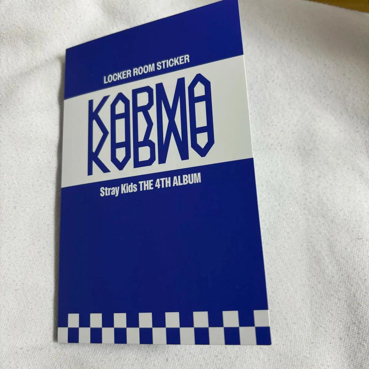 스트레이키즈 리노 스티커북 락커룸 꾸미기 스티커북 - leeknow