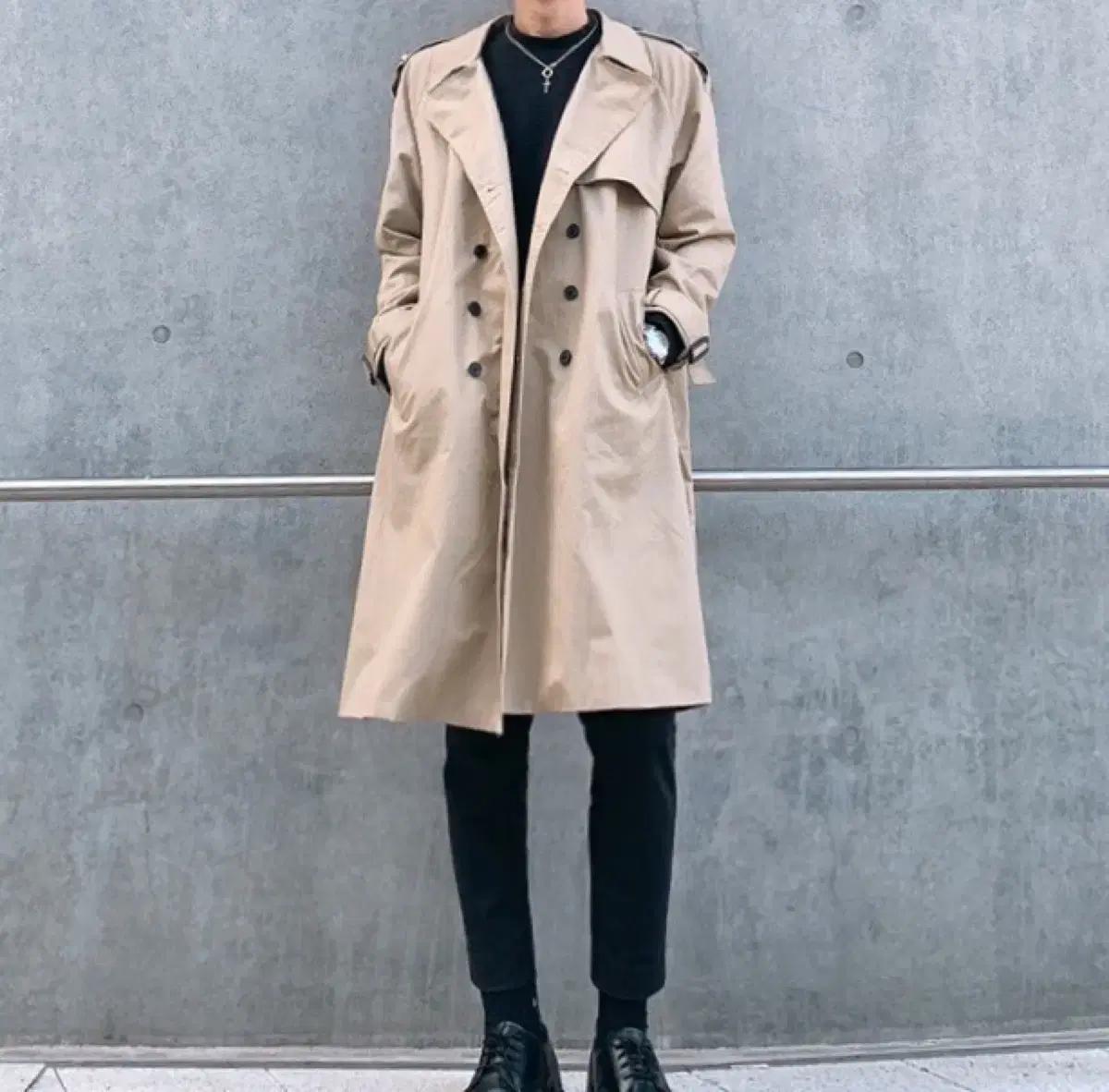 베이지색 남성 트렌치코트 , 바바리코트
