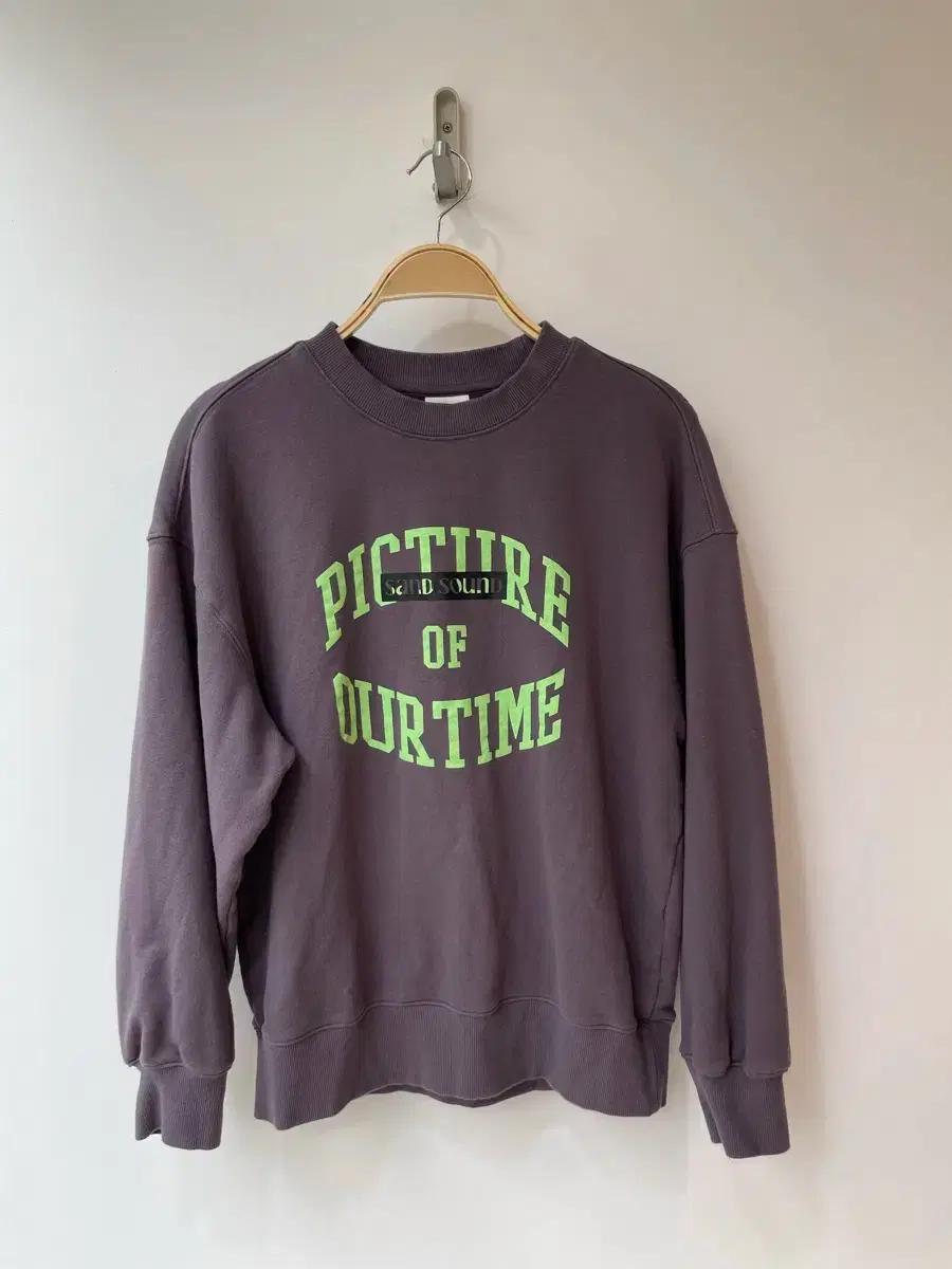 SANDSOUND 샌드사운드 레터링 그래픽 퍼플 맨투맨 S