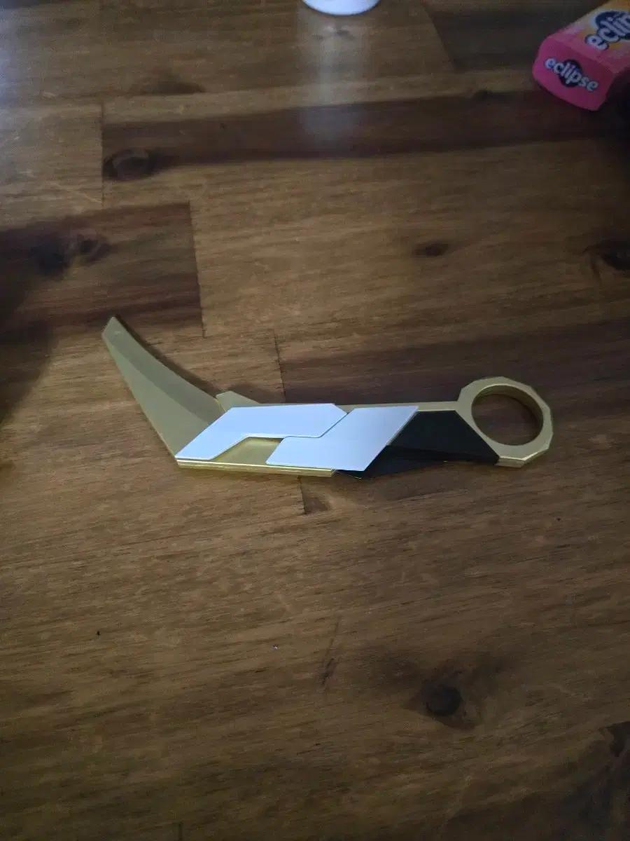 발로란트 나이프 장식