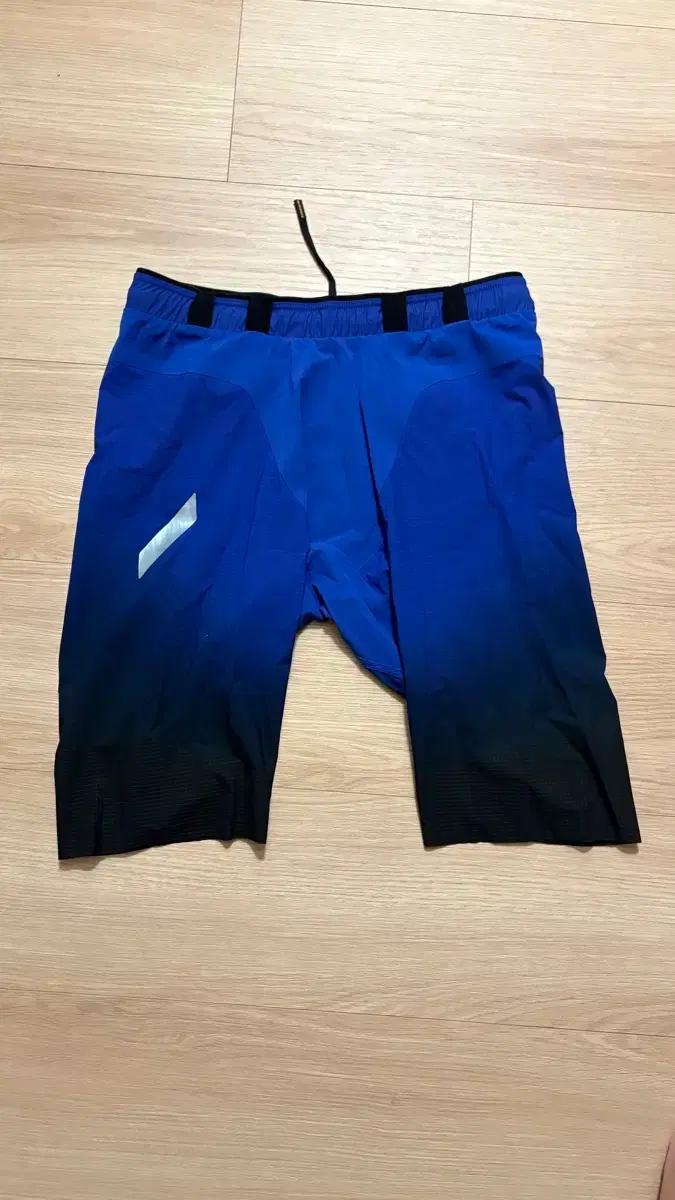 Soar running Xrace 타이즈 L