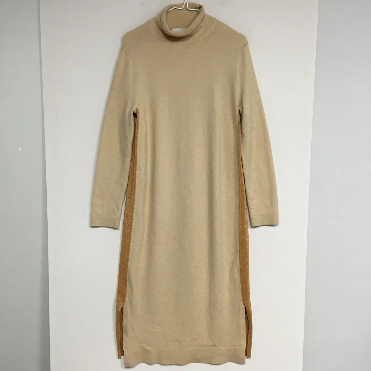 래트바이티 터틀넥 캐시미어 니트 원피스 F