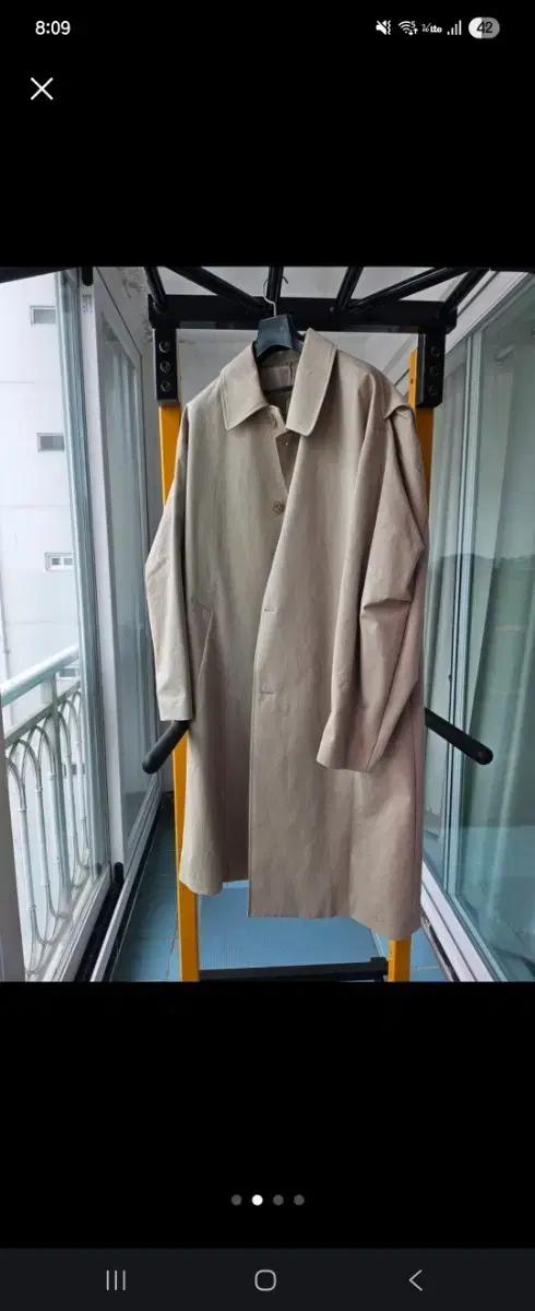 모디파이드 베이지색 남성 트렌치코트