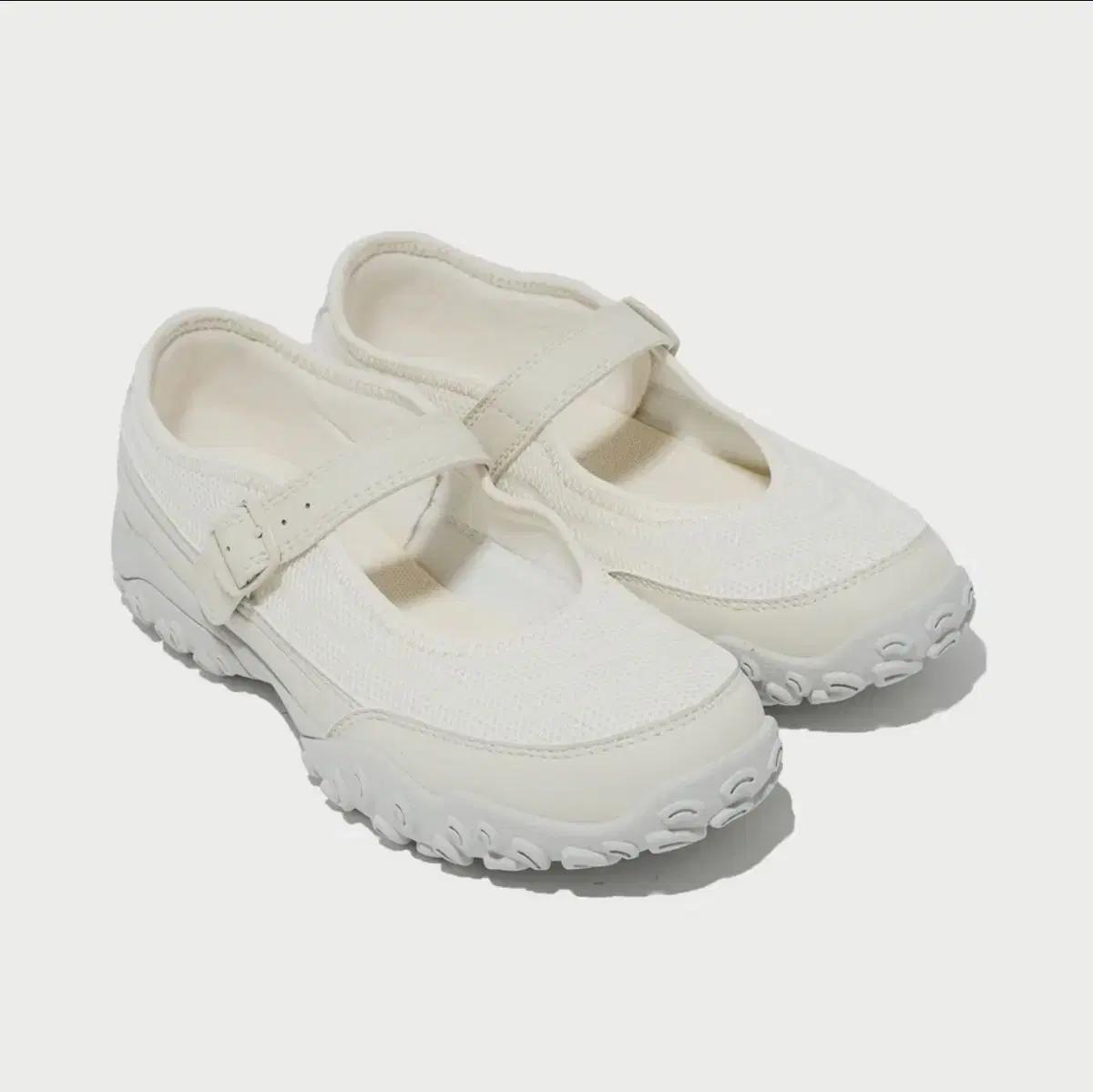 휠라 에샤페 메리제인 슈즈 240 (상태 좋음)